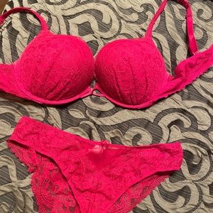 Victoria’s Secret Miraculous Plunge Bra & Panties